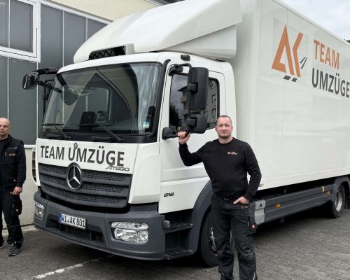 Umzug Team Mitarbeiter Laster